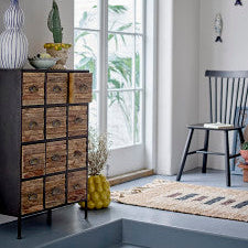 שידת מגירות מעץ Matteo