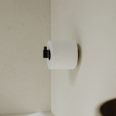 מתלה לנייר טואלט רזרבי LINEA (אופציה להדבקה) - גרפיט