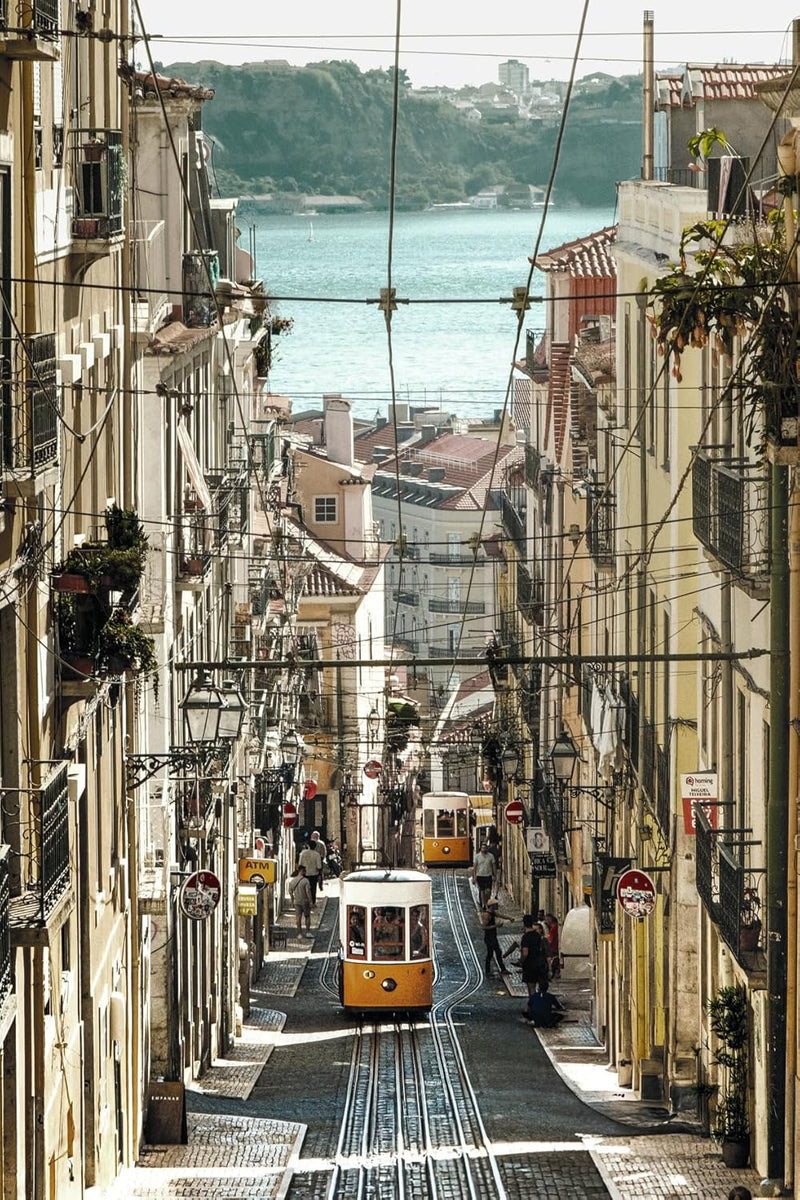 ספר טיול - Charming Portugal