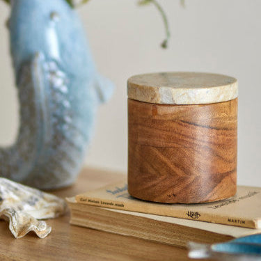 צנצנת עץ עם מכסה שיש Lisanne