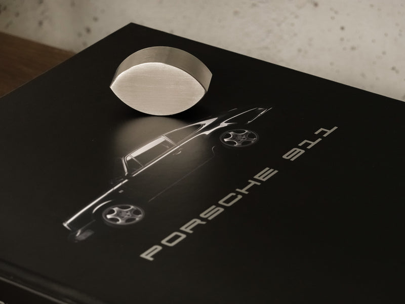 ספר מכוניות - Porsche 911 Icons